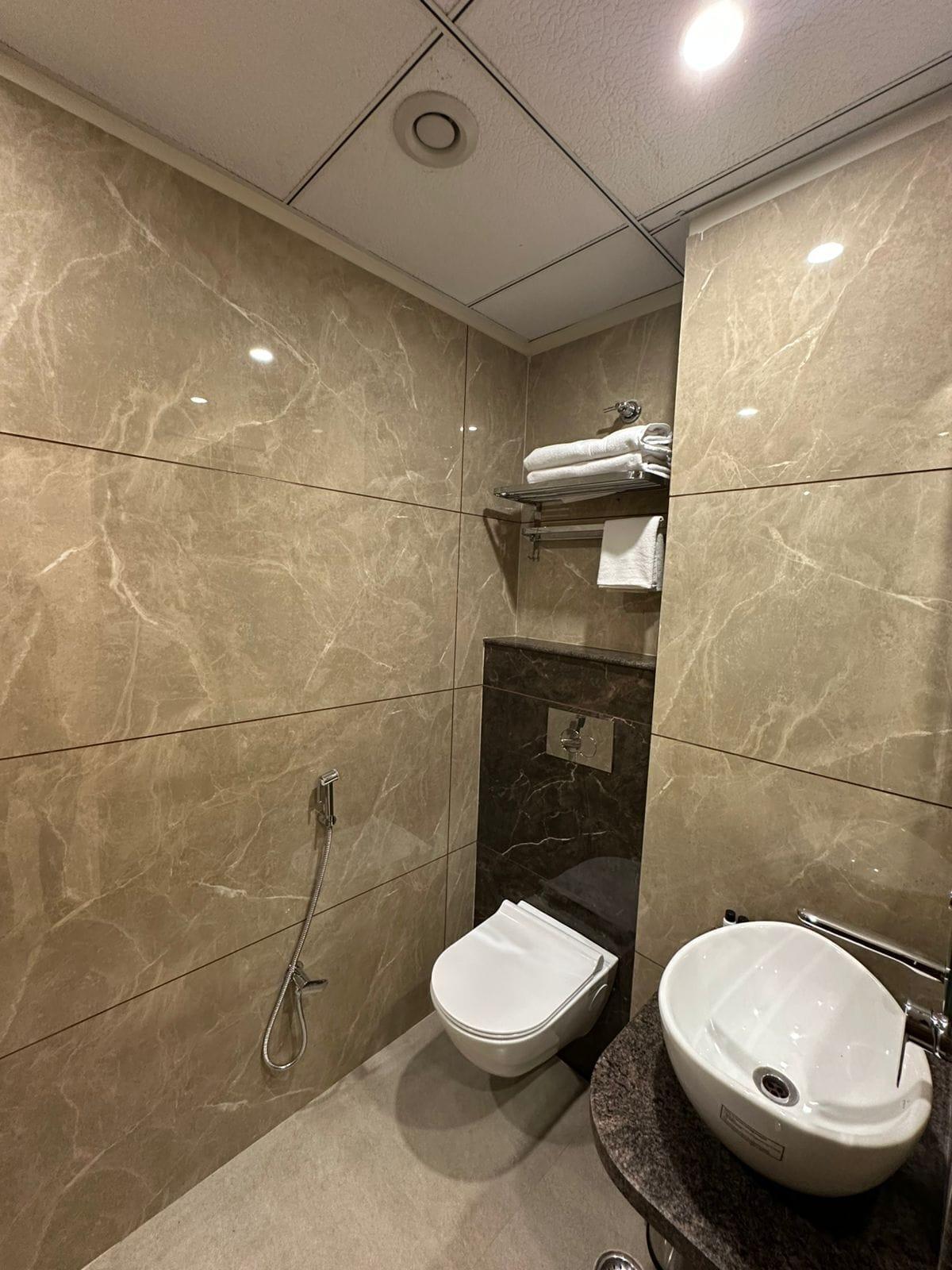 Equipamiento de Habitación Hotel Sanidhyam bliss Varanasi