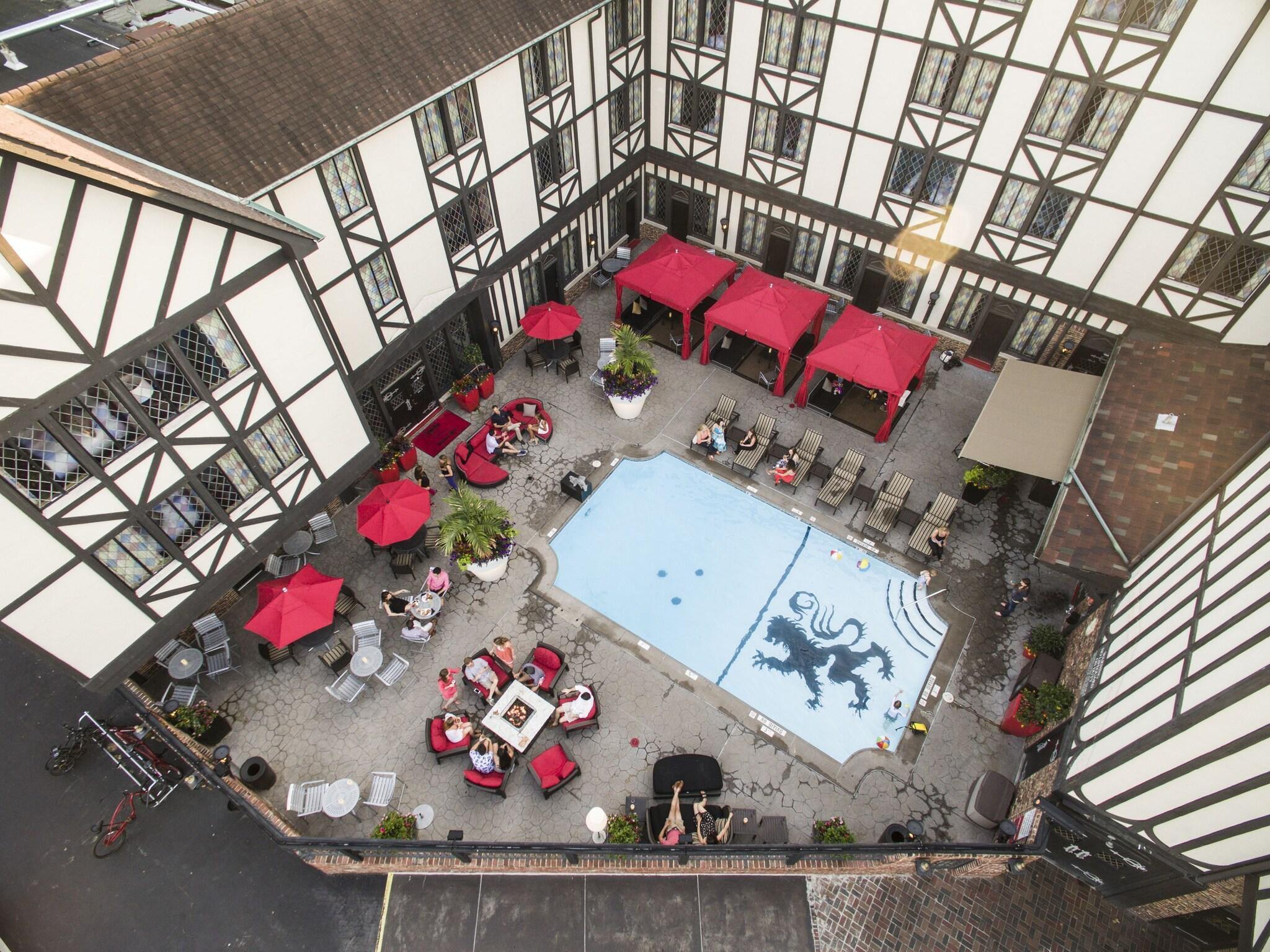 Vista Exterior The Cheshire