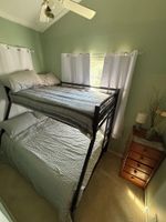 Alquiler Vacacional - Secluded private 2-bedroom house in Estero walking distance from Starbucks plus