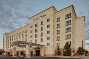 Alojamiento - DoubleTree by Hilton Denver International Airport