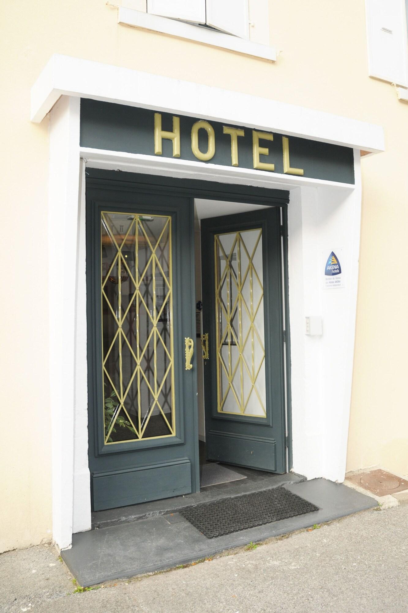 Vista Exterior Kyriad Direct Morez