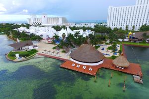 Alojamiento - Sunset Marina Resort & Yacht Club