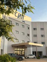 Alojamiento - CLATT HOTEL