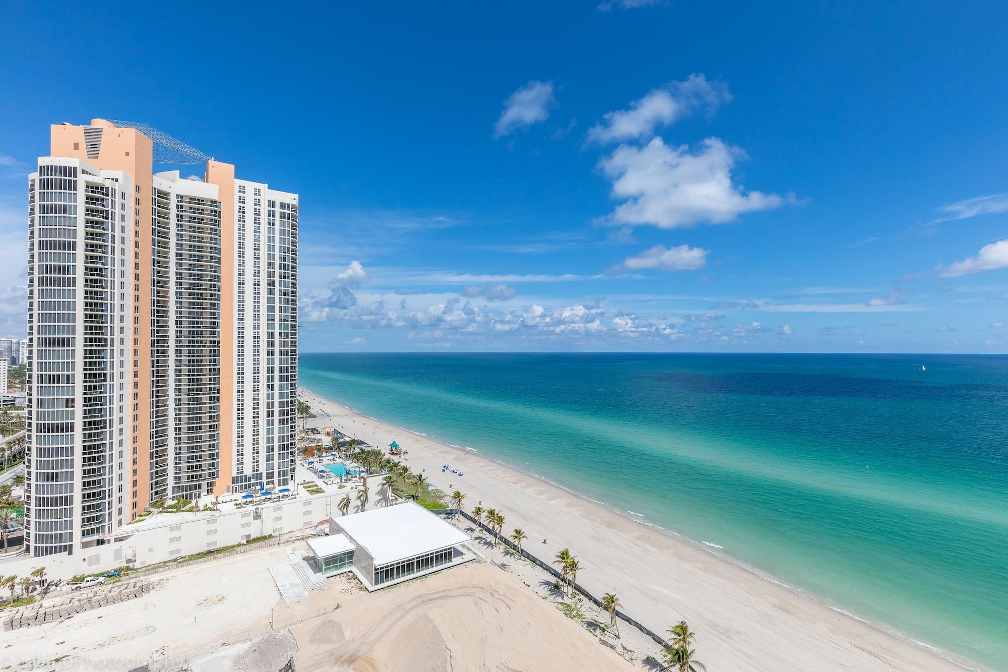 Playa Private Ocean Condos at Marenas Beach