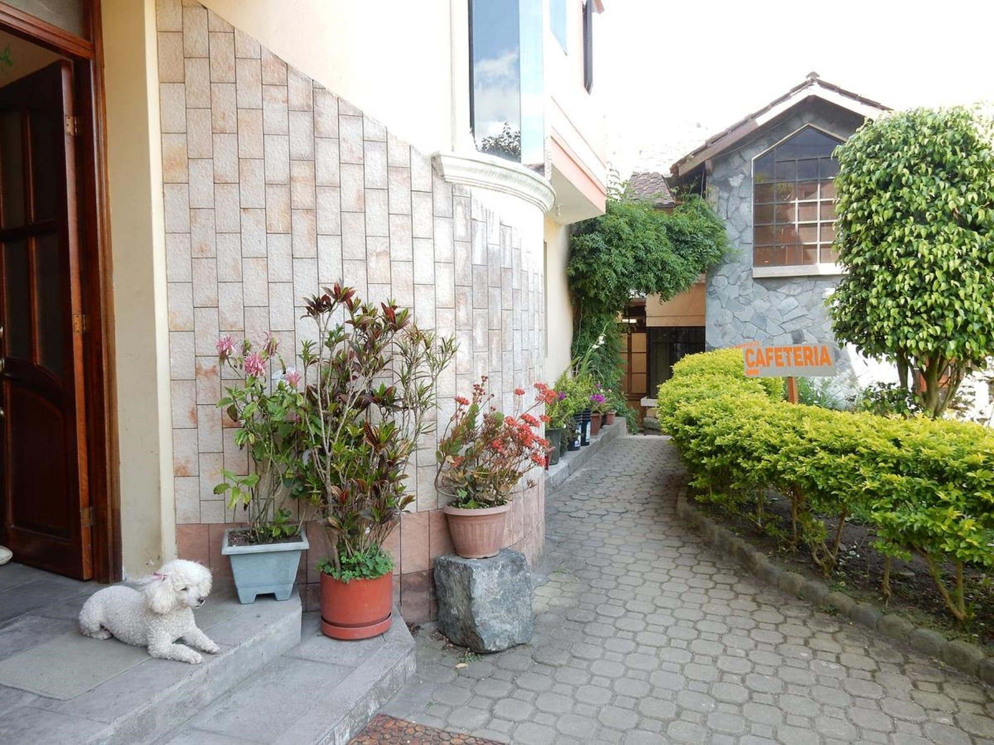 Vista Exterior Hostal Tungurahua