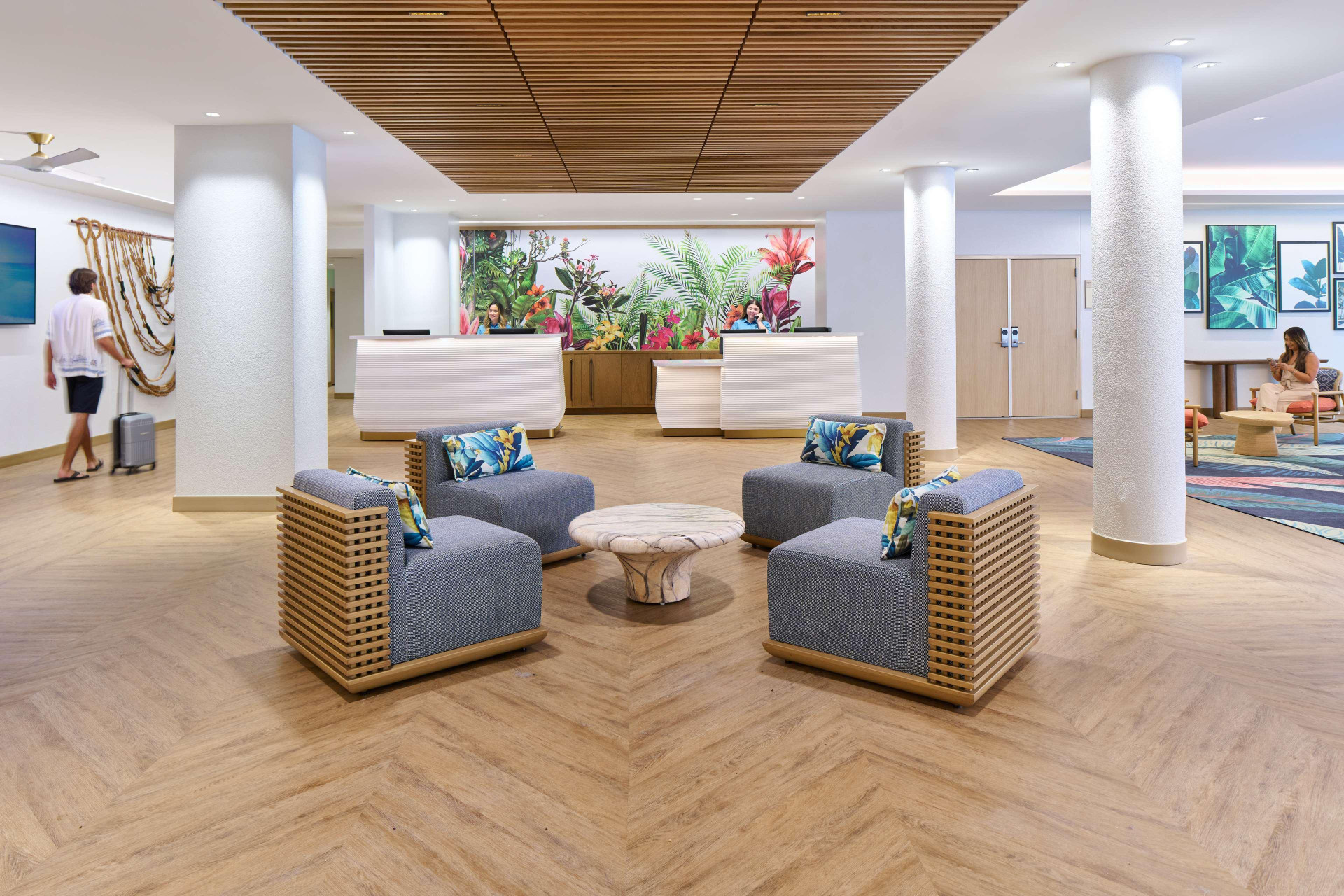 Vista Lobby OUTRIGGER Waikiki Paradise Hotel