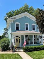 Alquiler Vacacional - The Main St Place in charming Mount Carroll IL 2nd floor
