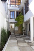 Alojamiento - La Tozi Galería Hotel