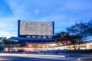 Alojamiento - Fiesta Inn Mazatlán