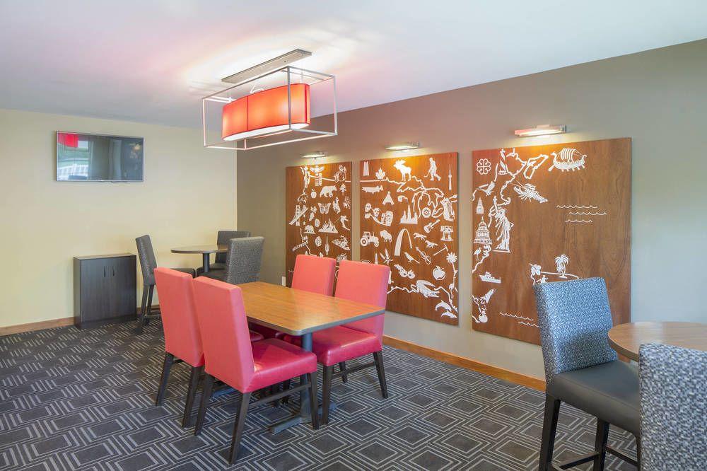 Vista Lobby TownePlace Suites by Marriott Portland Hillsboro