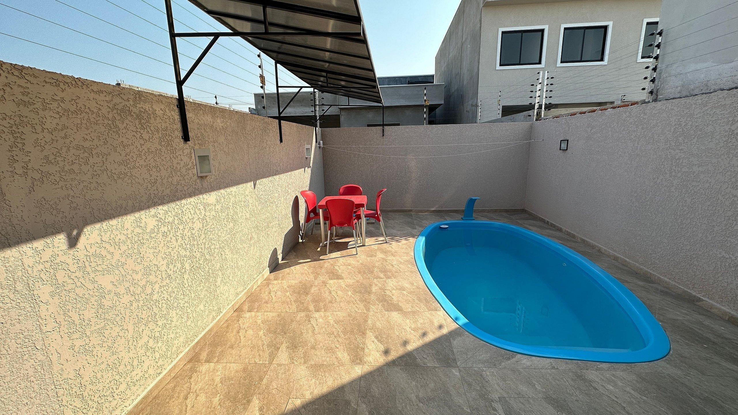 Vista Exterior Casa em bairro novo em Foz perto de ponto turístico