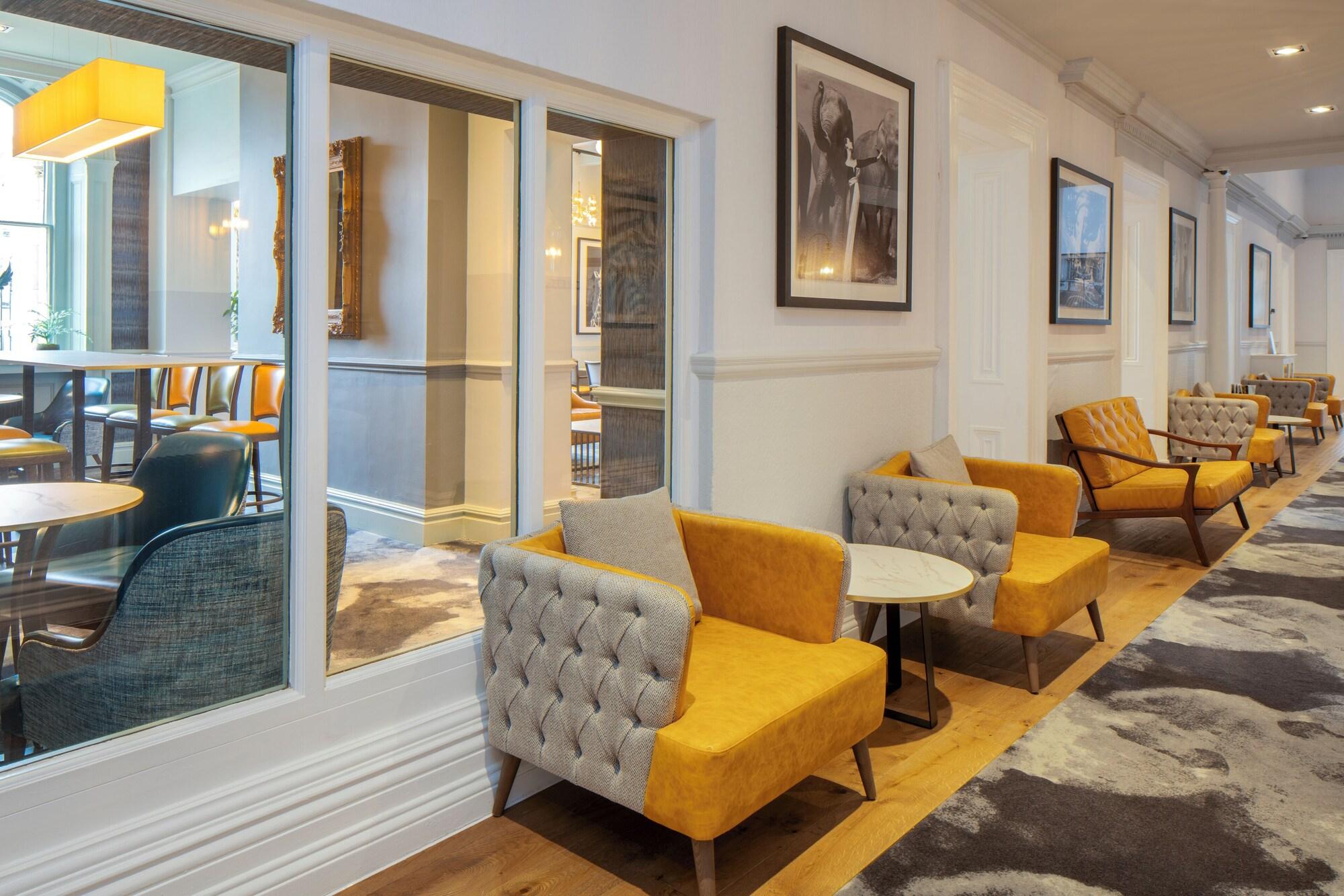 Vista Lobby The Queen at Chester Hotel, BW Premier Collection