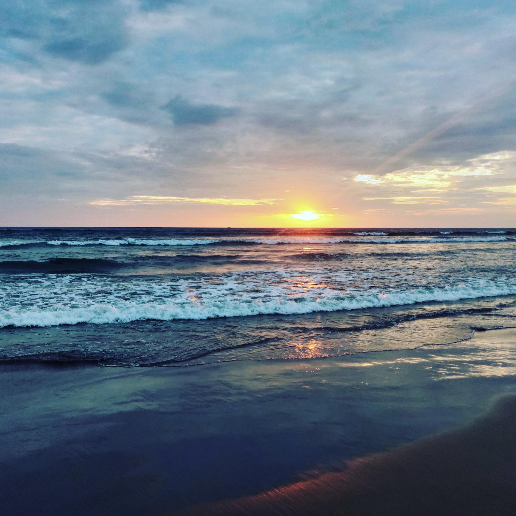 Playa Morjim Sunset Hotel