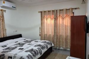 Alojamiento - Crislord Palace Hotel