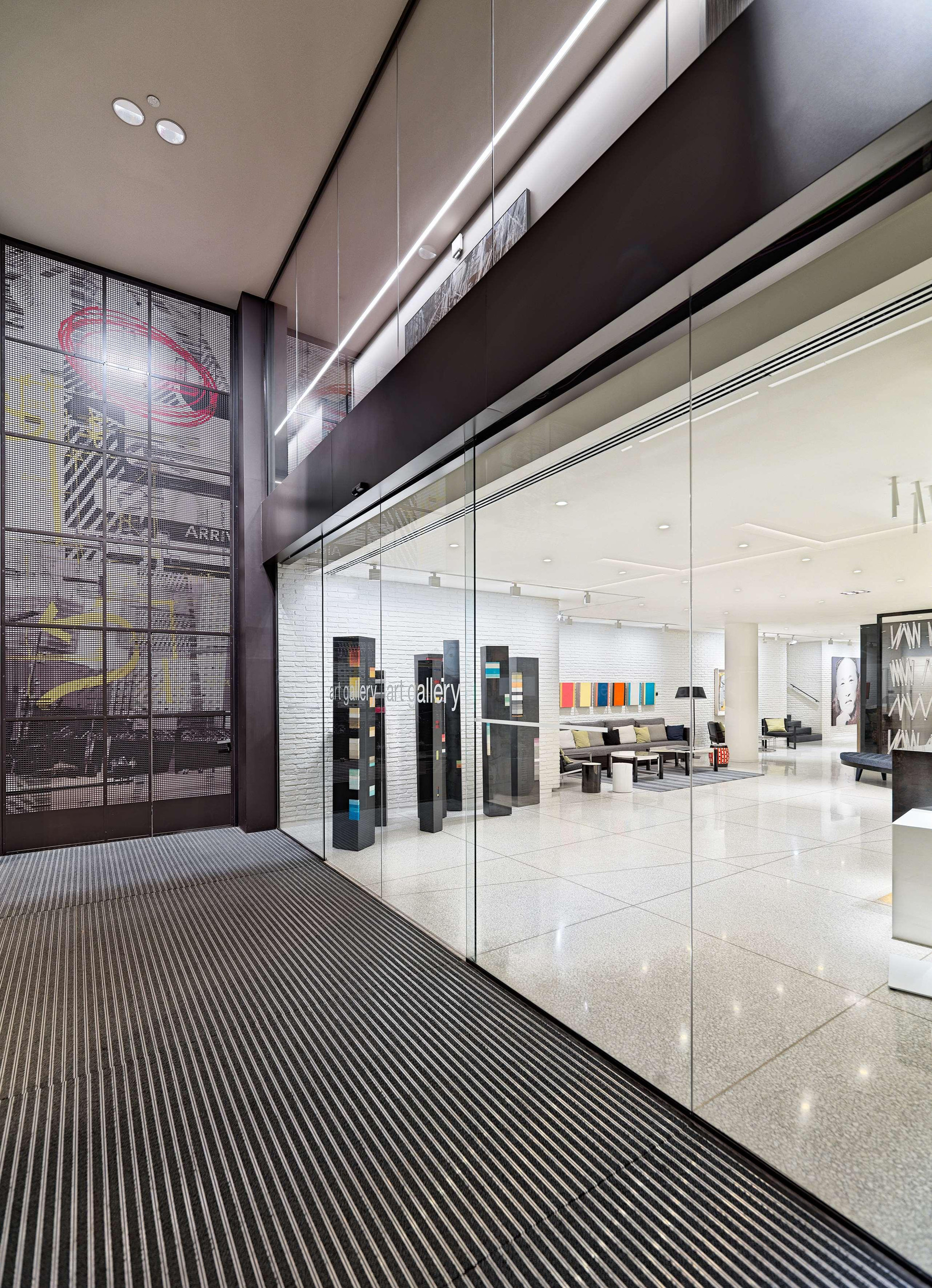 Vista Exterior H10 Art Gallery