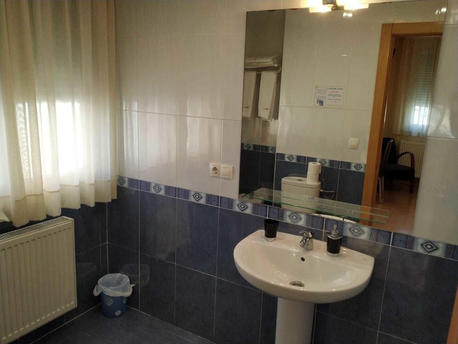 Equipamiento de Habitación Hostal Hispanico II