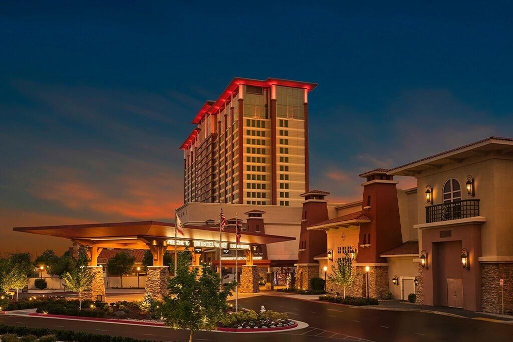 Varios Thunder Valley Casino Resort