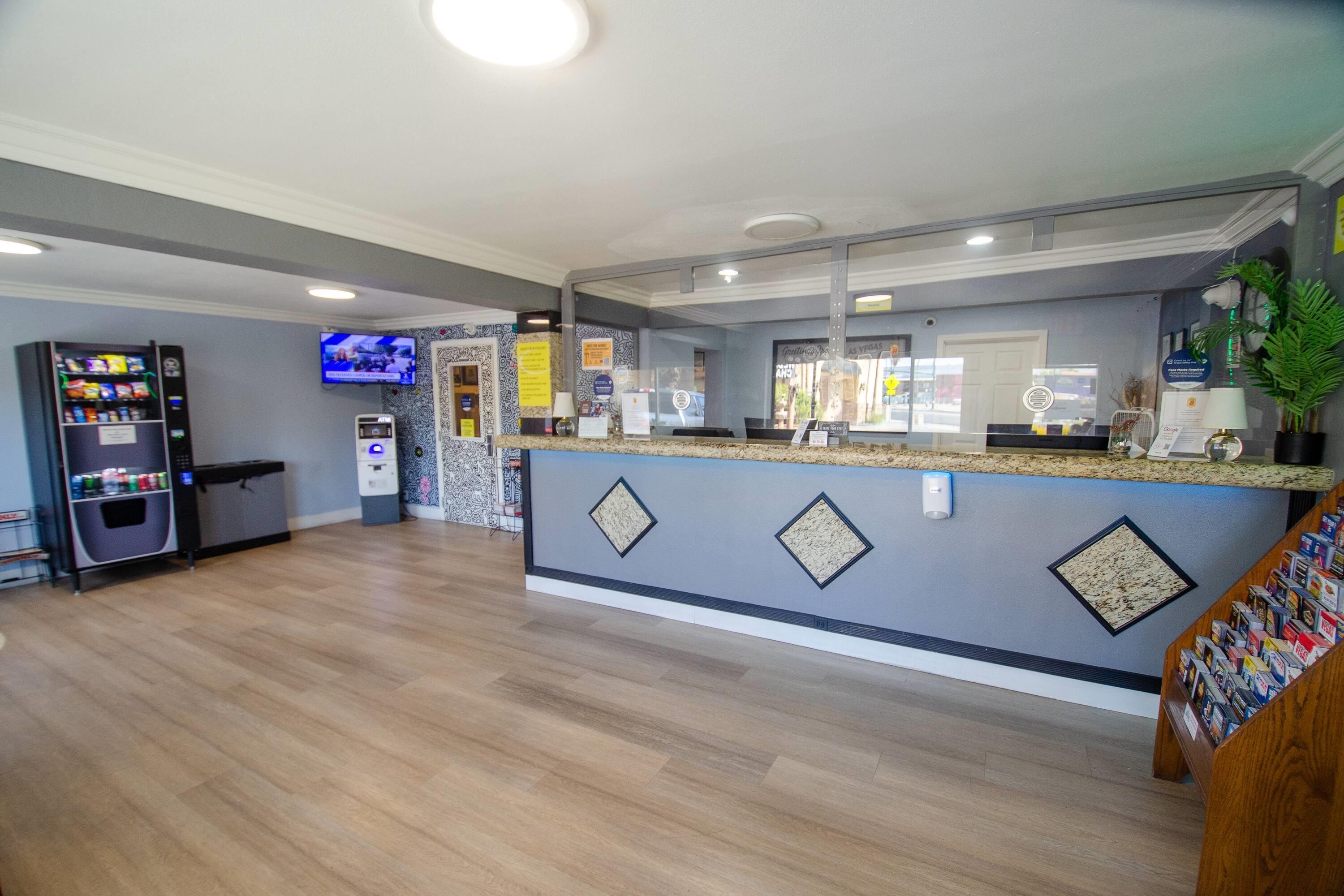 Vista Lobby Super 8 by Wyndham Las Vegas North Strip/Fremont St. Area