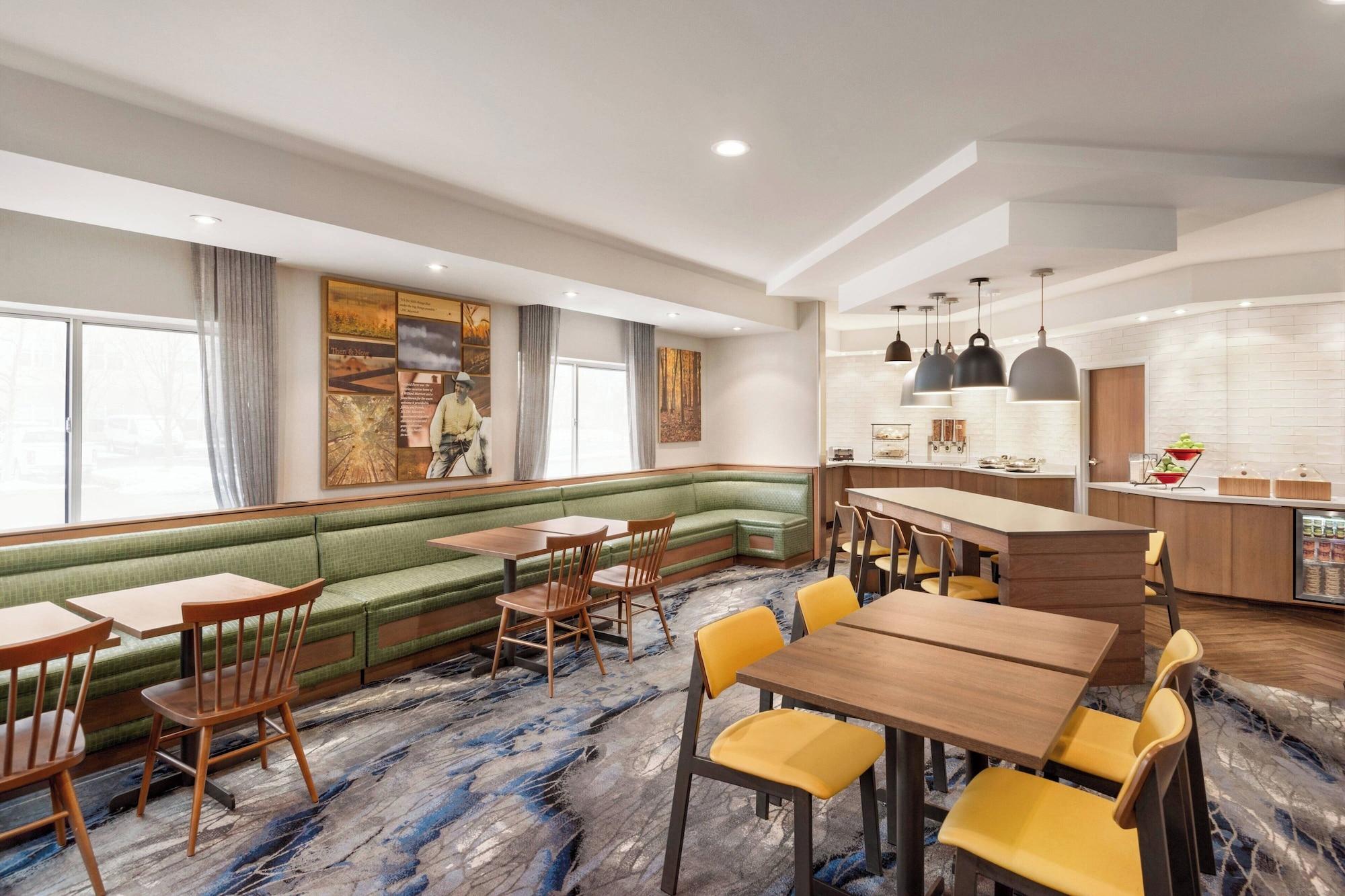 Restaurant Fairfield Inn by Marriott Erie Millcreek Mall