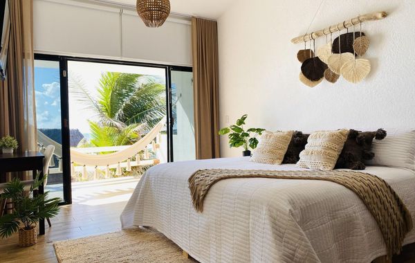 New Infinity Pool on Sandy Beachfront Boho-Chic Villa - Hoteles cerca de Playa Las Palmas en Tulum