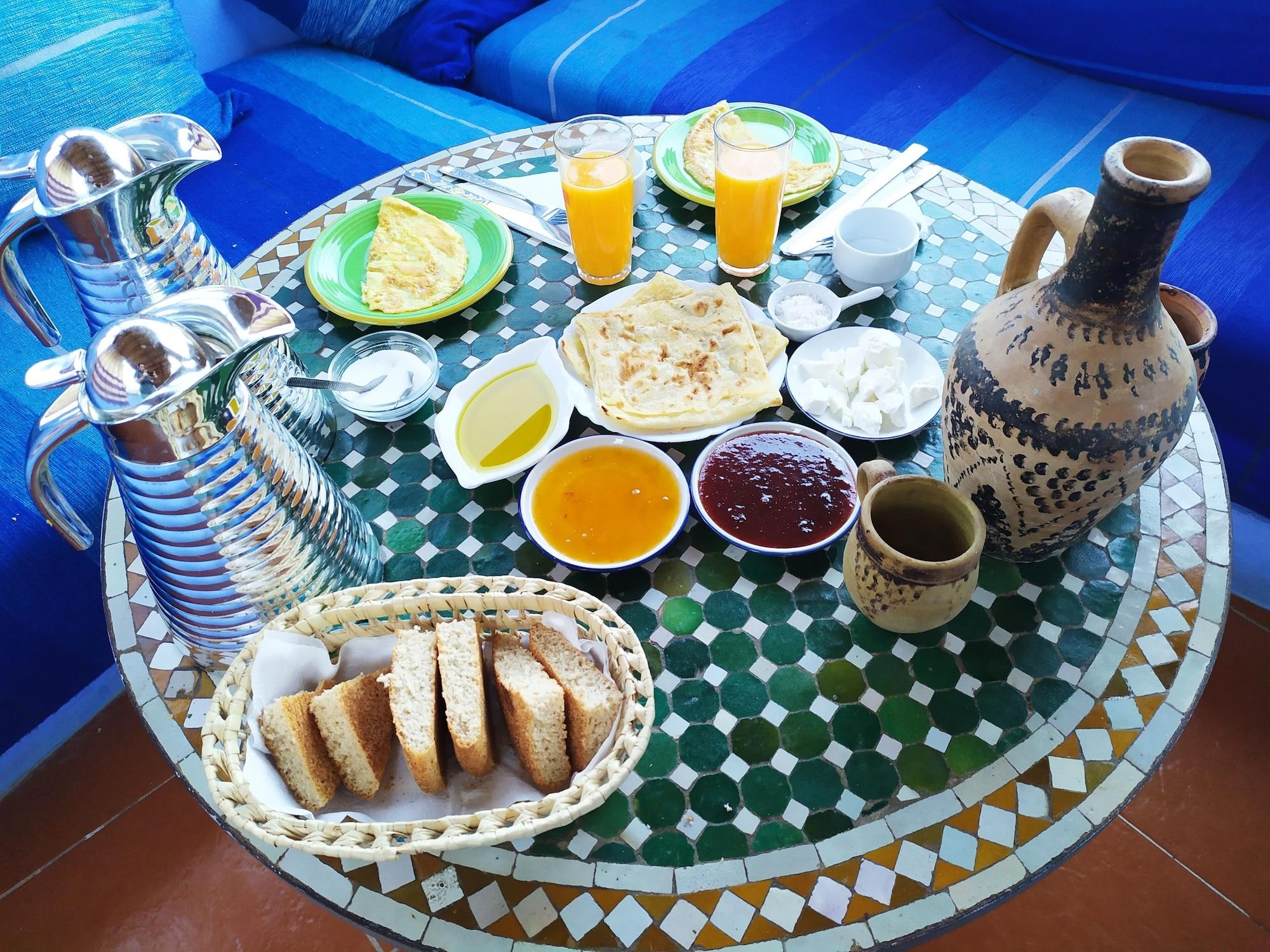 Restaurant Casa Blue Star