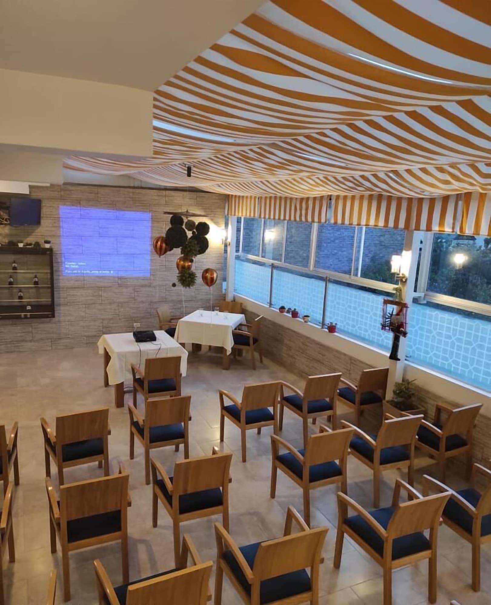 Sala de Reuniones Hotel H53