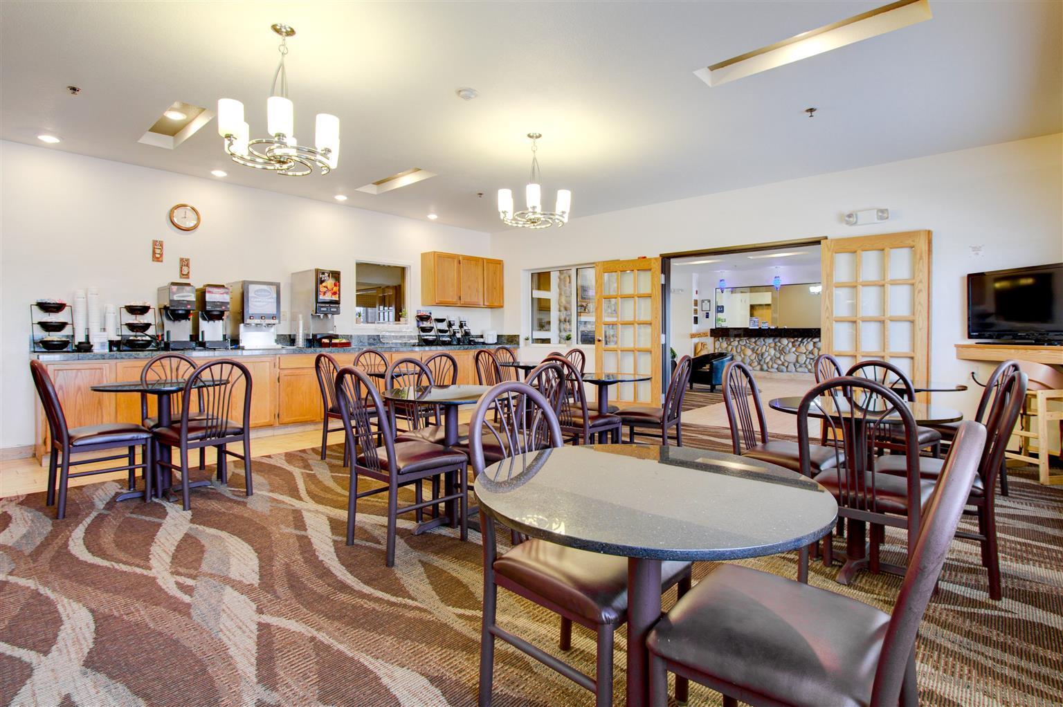 Restaurant Best Western Firestone Inn & Suites