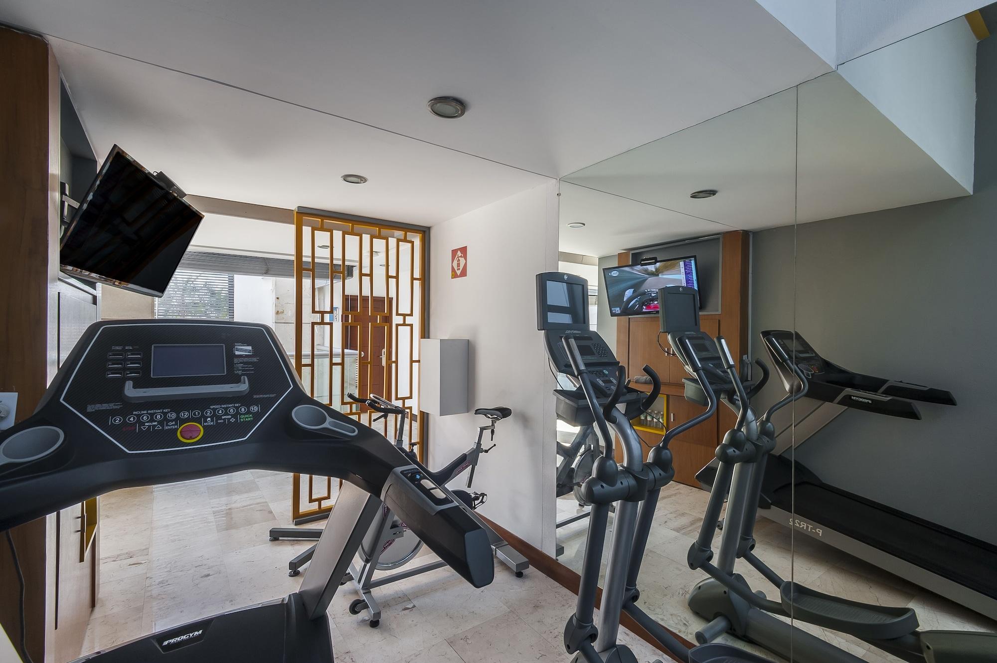 Gimnasio FCH Hotel Expo