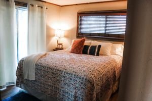 Alojamiento - Red Deer Lodge HiBanks Ranch 12 minutes from Magnolia Silos