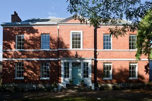 Alojamiento - Breedon Hall