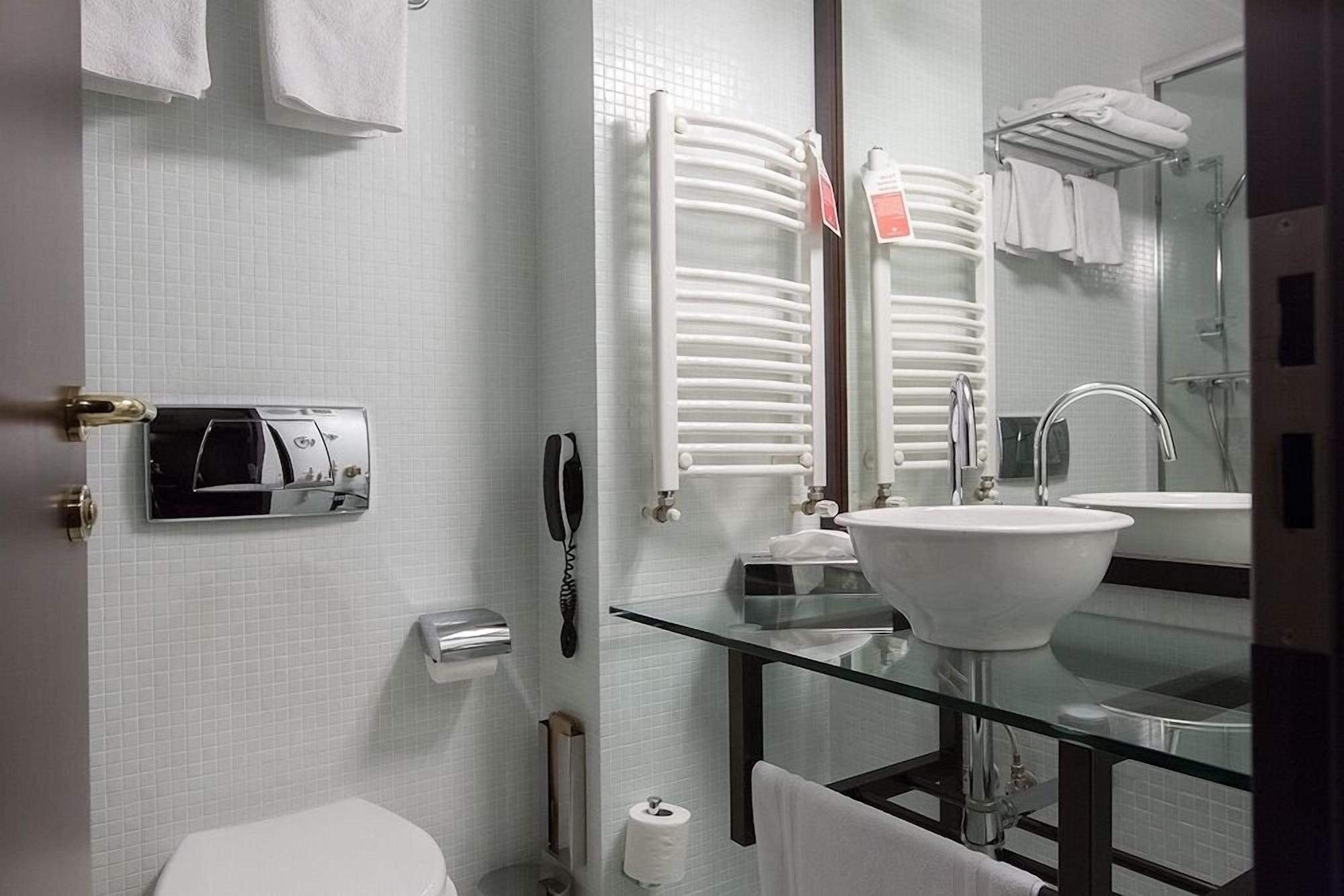 Habitación Ramada by Wyndham Iasi City Centre