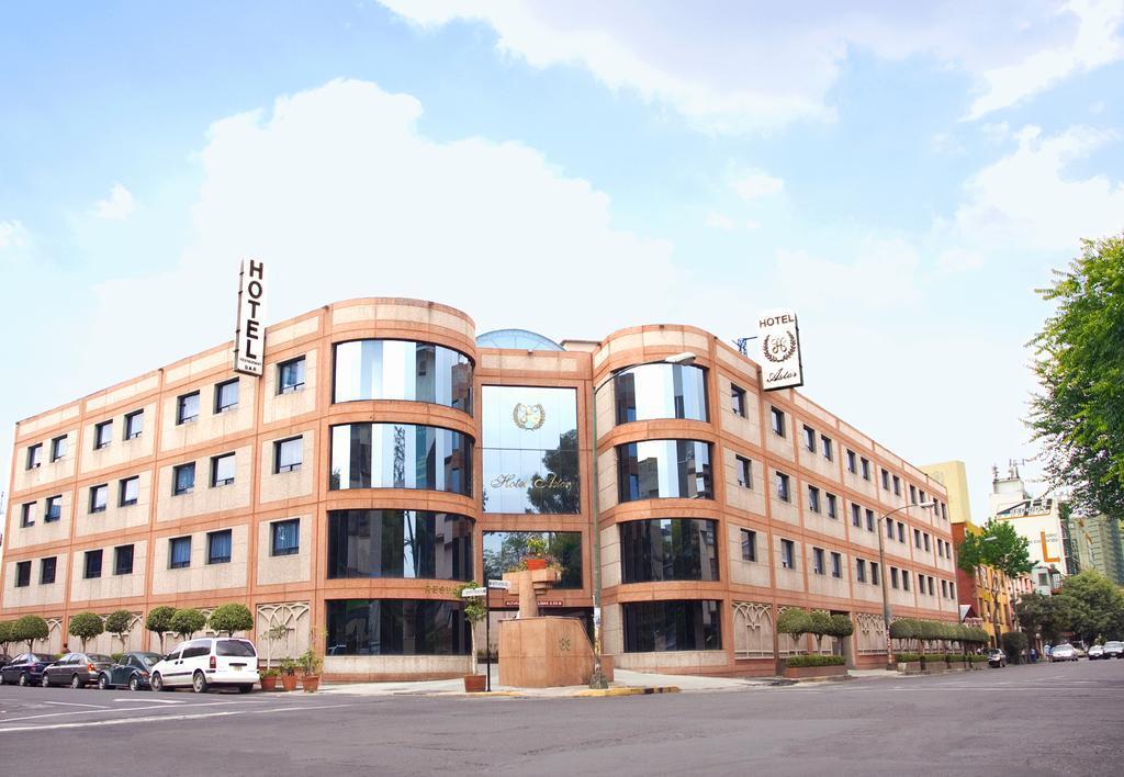 Vista Exterior Hotel Astor