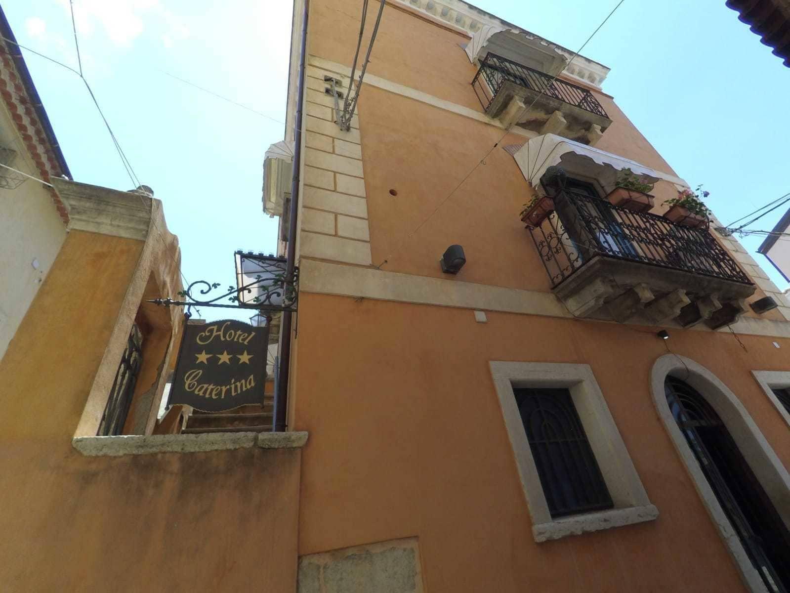 Vista Exterior Caterina House