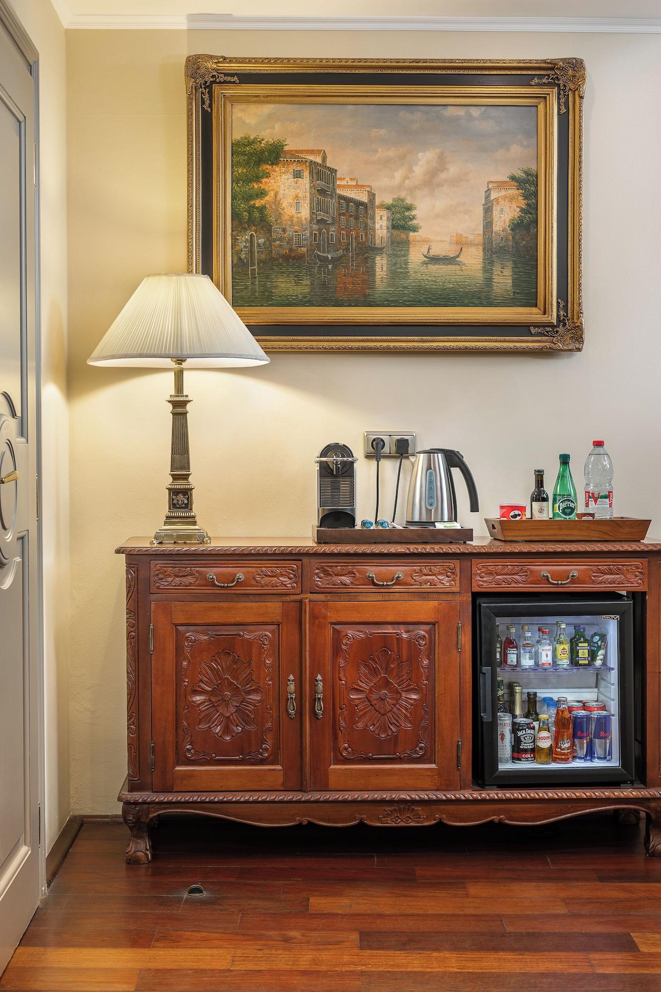 Set de Habitación Iron Gate Hotel & Suites Prague by BHG
