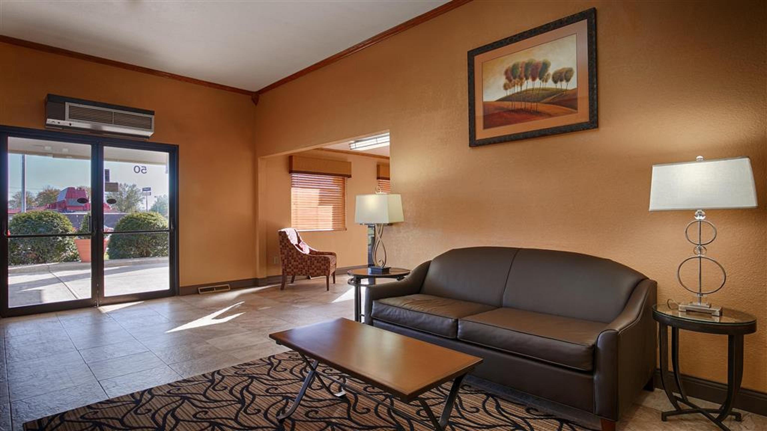 Vista Lobby Best Western Martinsville Inn