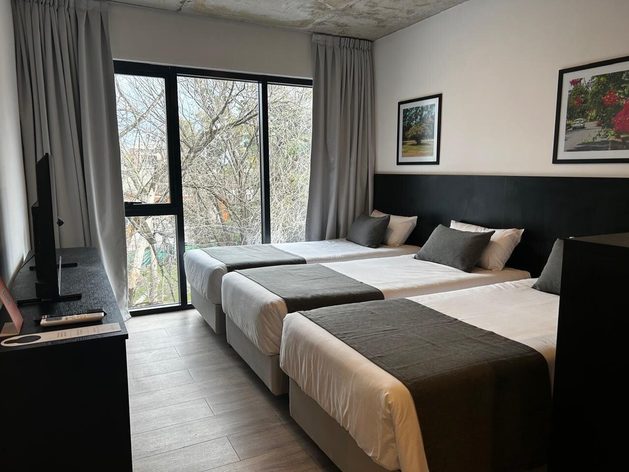 Habitación Mérit Parque Leloir by Amérian