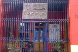 Alojamiento - Domeyer Hostel