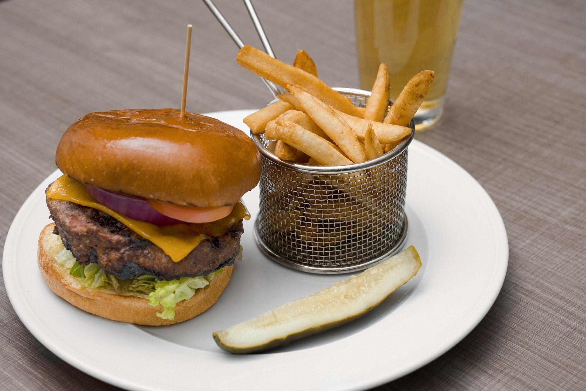 Restaurant SpringHill Suites by Marriott Las Vegas Convention Center