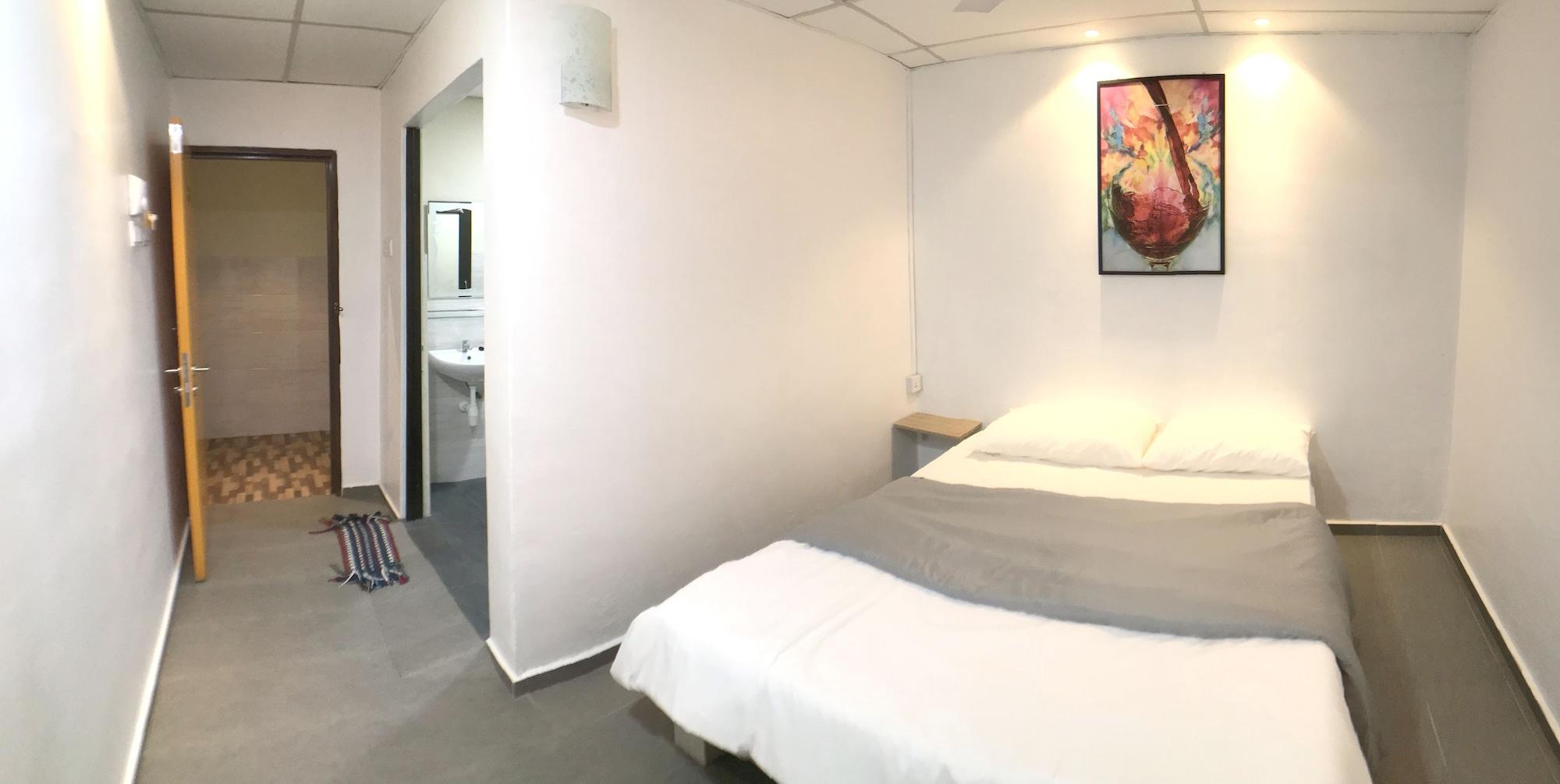 Varios Grand Star Hotel