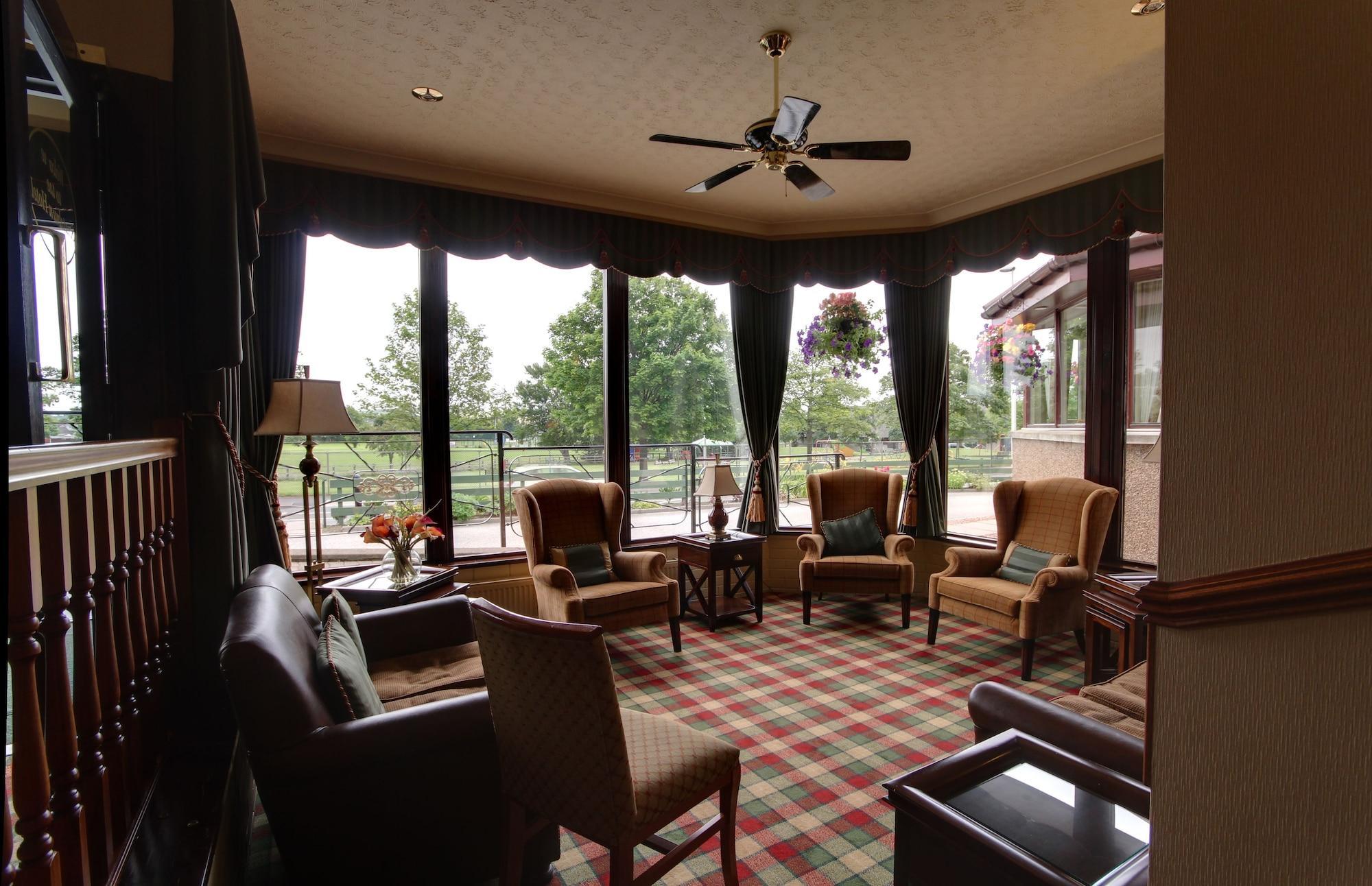Vista Lobby Strathburn Hotel Inverurie by Compass Hospitality