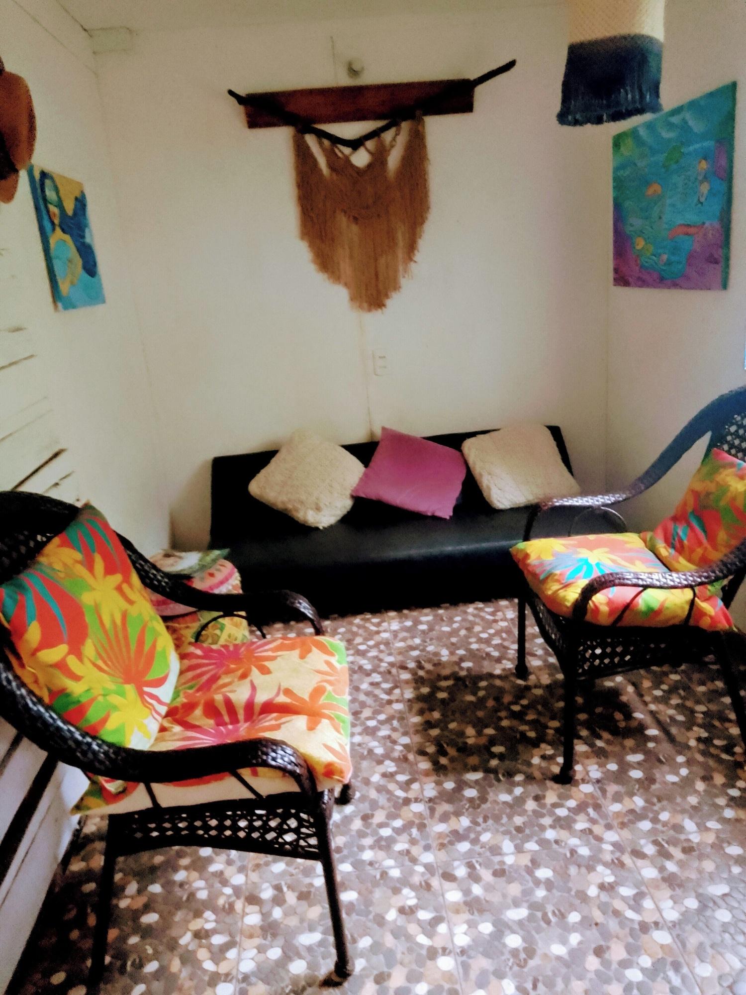 Bar/Salón House Honu Rapanui inn