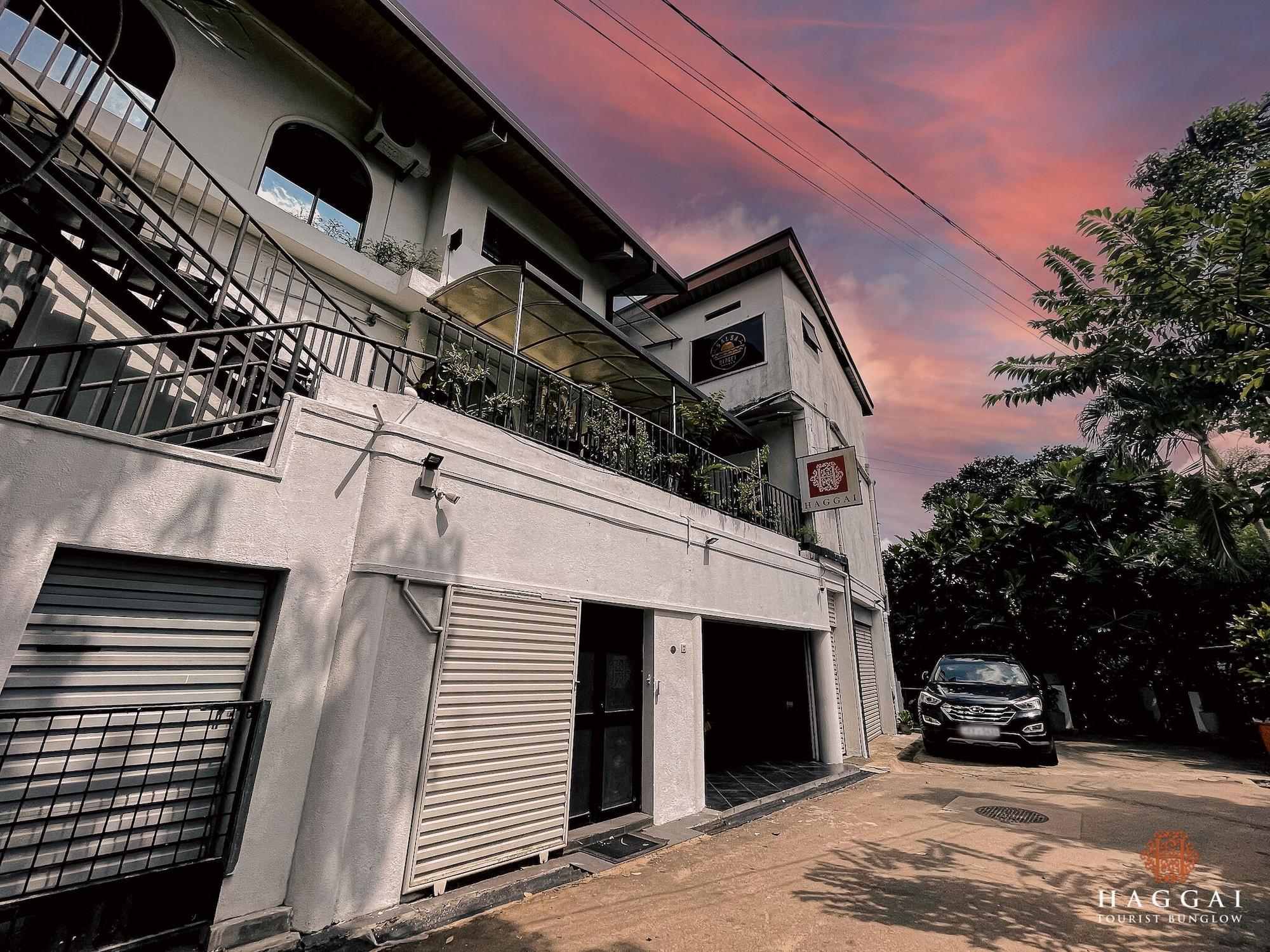 Varios Haggai - Tourist Bangalow