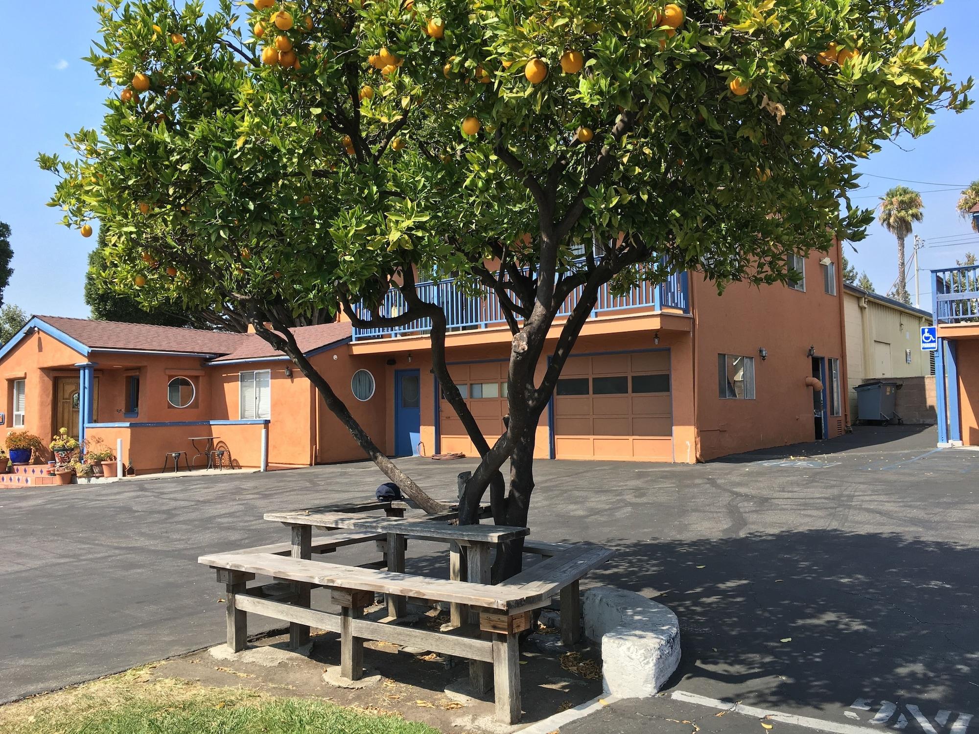Instalaciones Recreativas Los Padres Inn