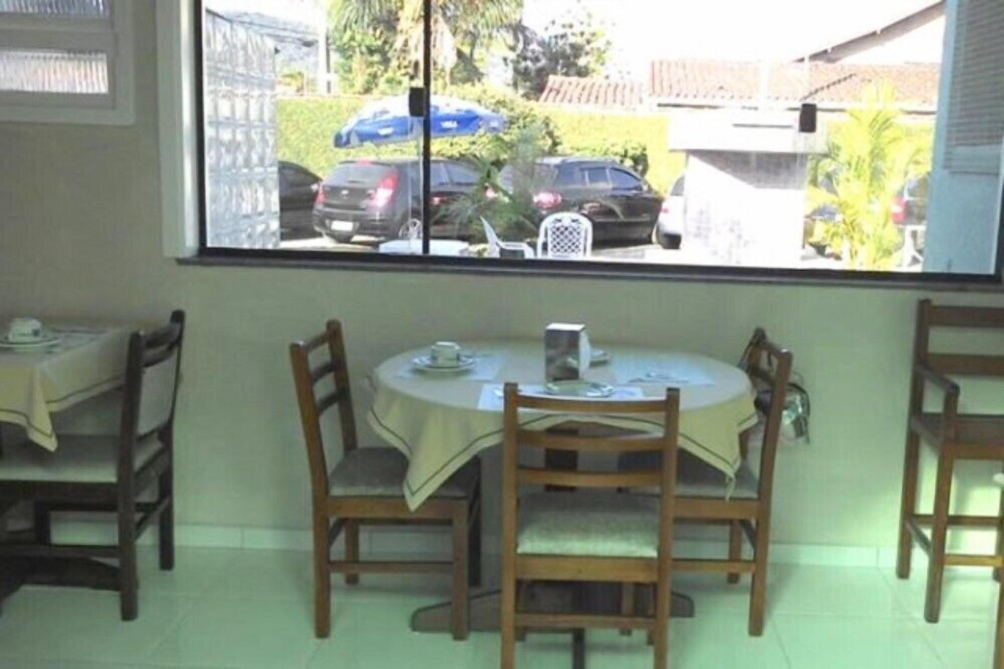 Restaurant Pousada Porto do Itaguá