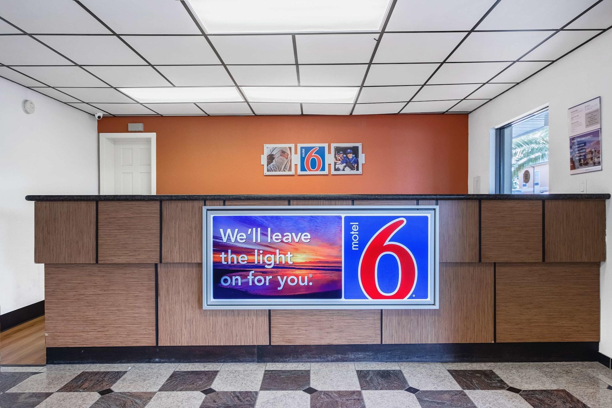 Vista Lobby Motel 6 Sulphur, LA