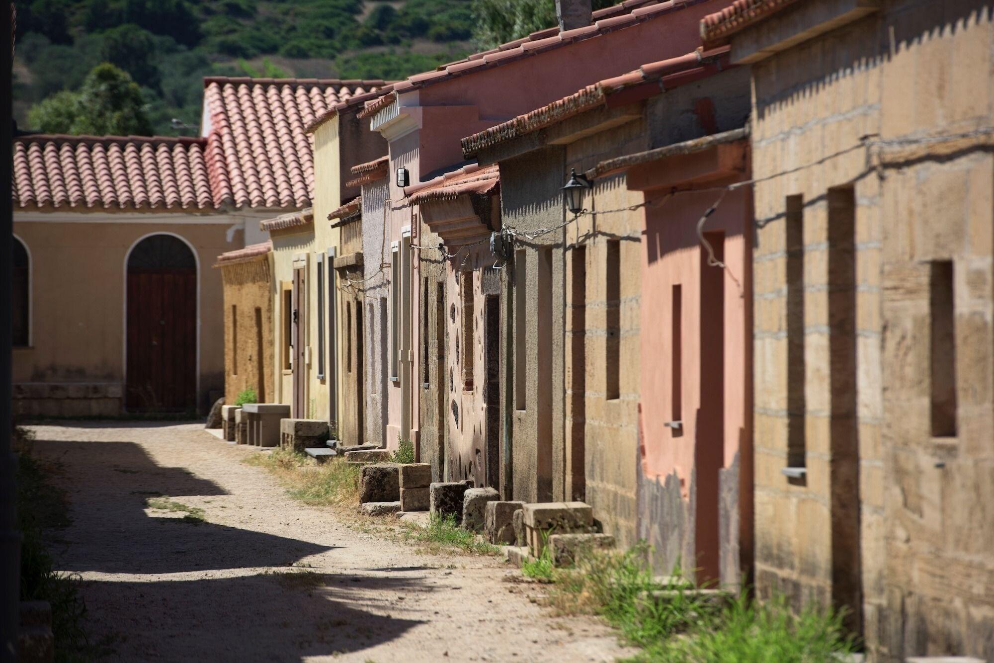 Vista Exterior Aquae Sinis Albergo Diffuso