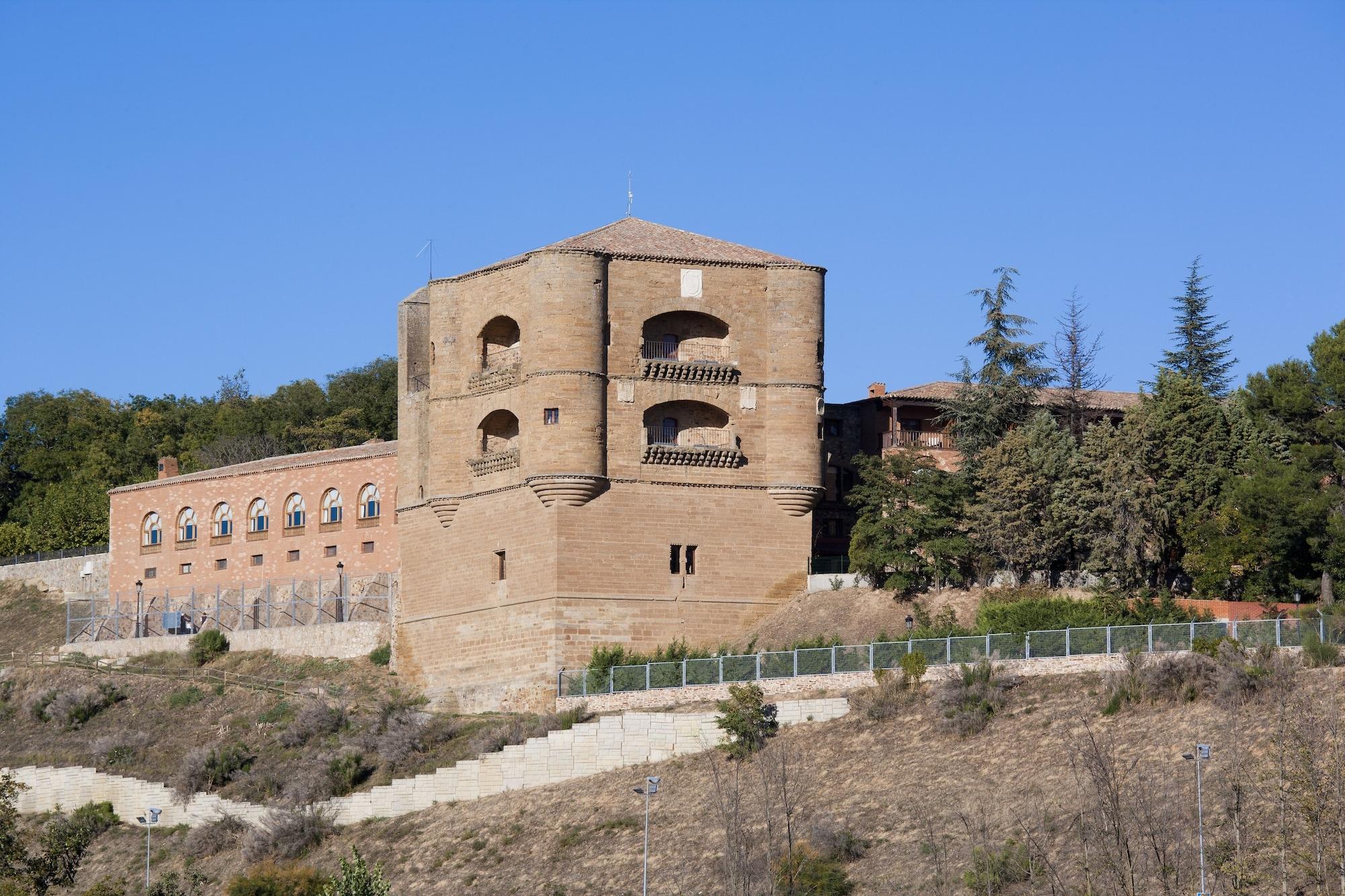 Vista Exterior Parador De Benavente