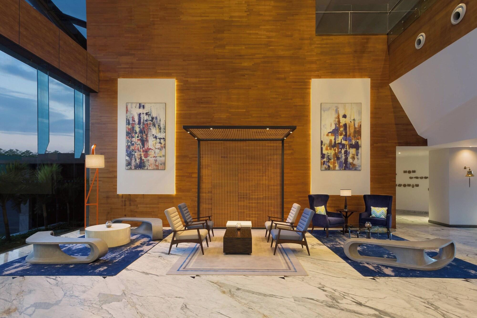 Vista Lobby Four Points by Sheraton Visakhapatnam