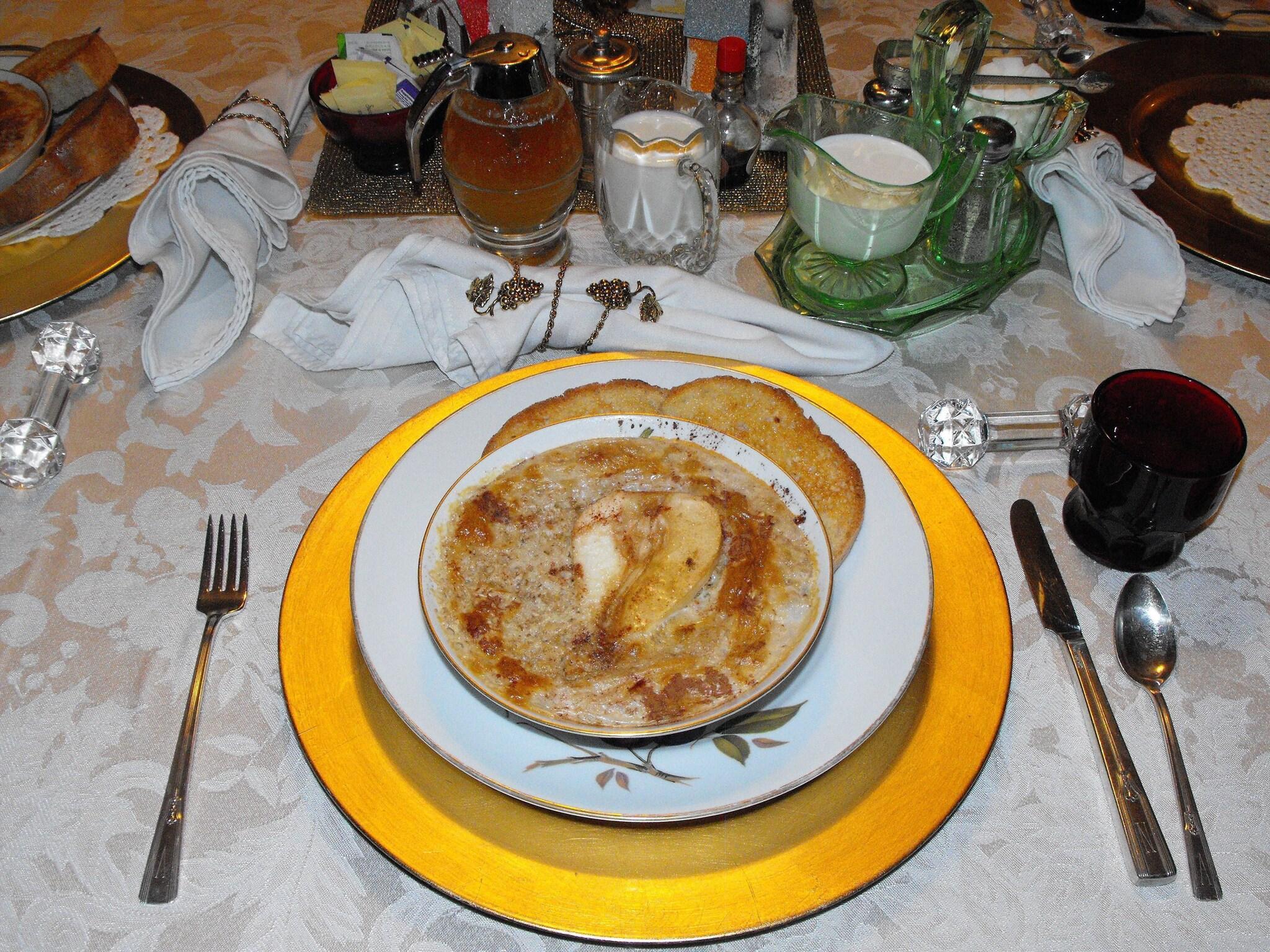 Restaurant The Queen, A Victorian Bed & Breakfast
