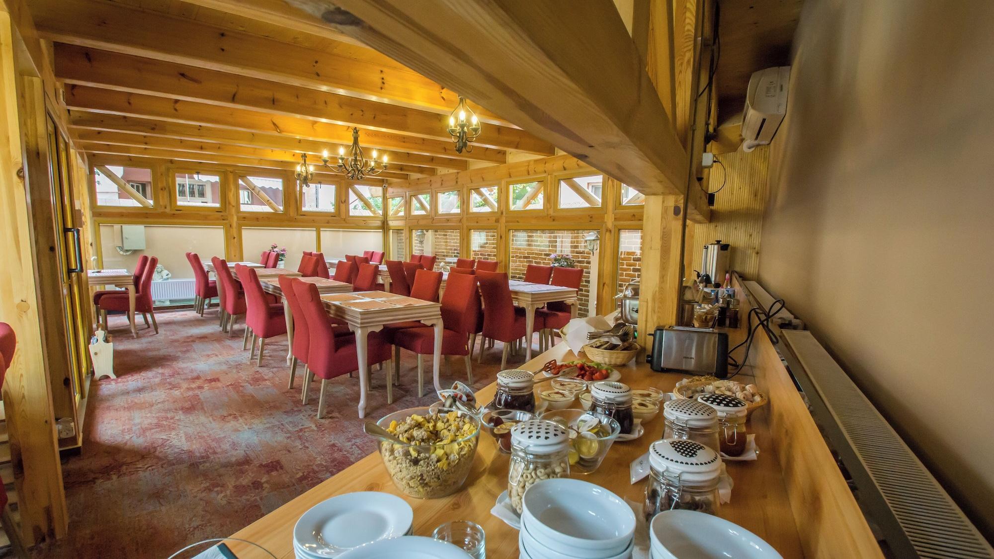 Restaurant Noblesse Boutique Hotel